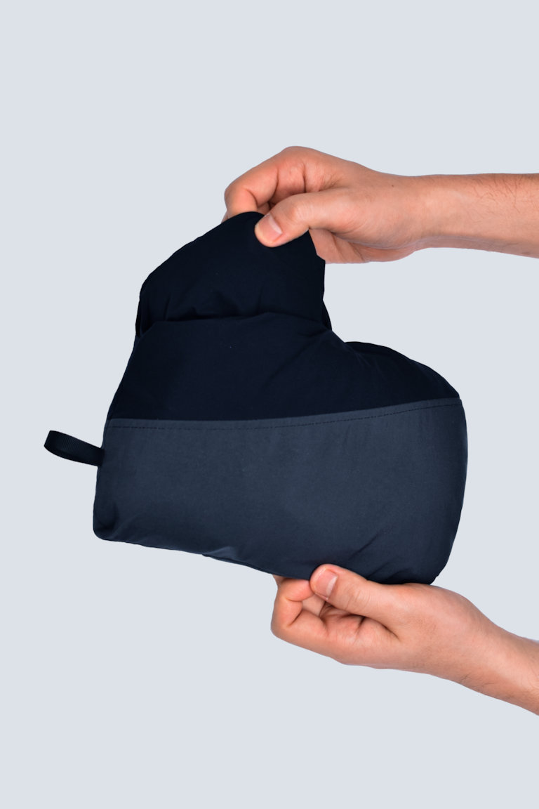 BUKE PT 03 - デザインと機能性を両立させた軽量レインパンツ。